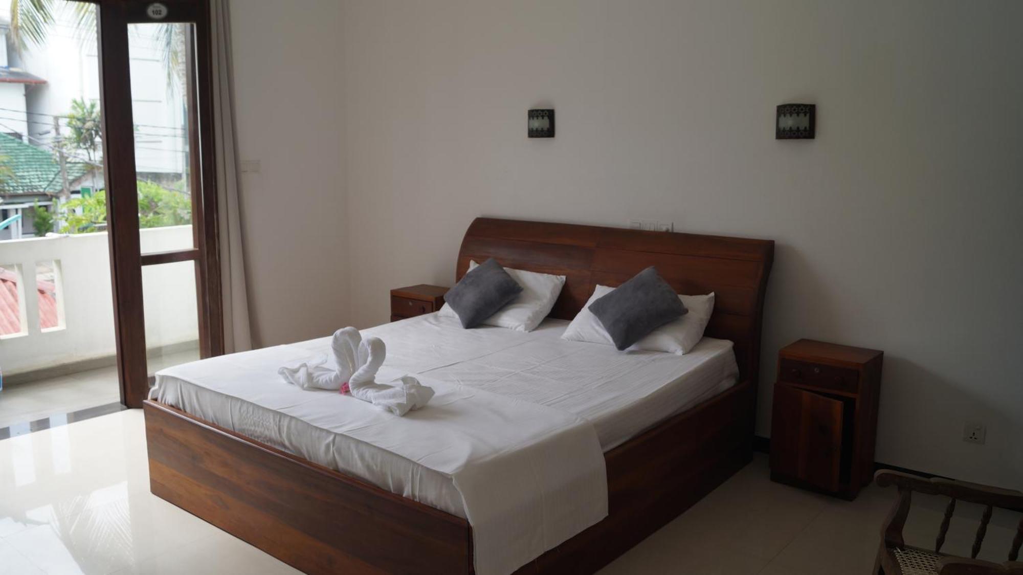 Aurora Hotel Hikkaduwa Dış mekan fotoğraf