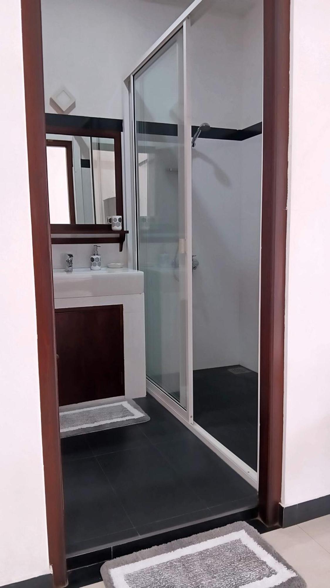 Aurora Hotel Hikkaduwa Dış mekan fotoğraf