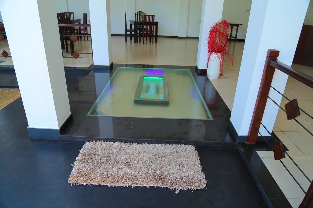 Aurora Hotel Hikkaduwa Dış mekan fotoğraf