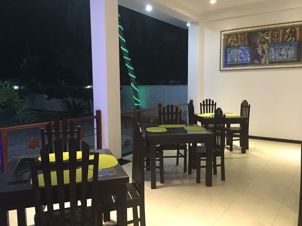 Aurora Hotel Hikkaduwa Dış mekan fotoğraf