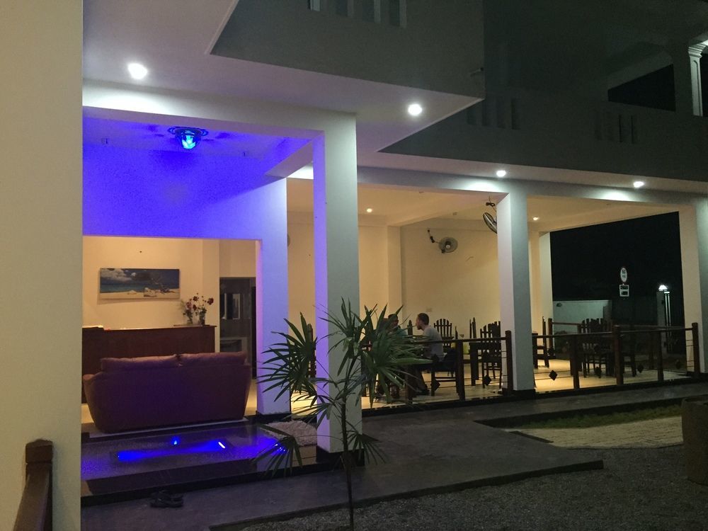Aurora Hotel Hikkaduwa Dış mekan fotoğraf