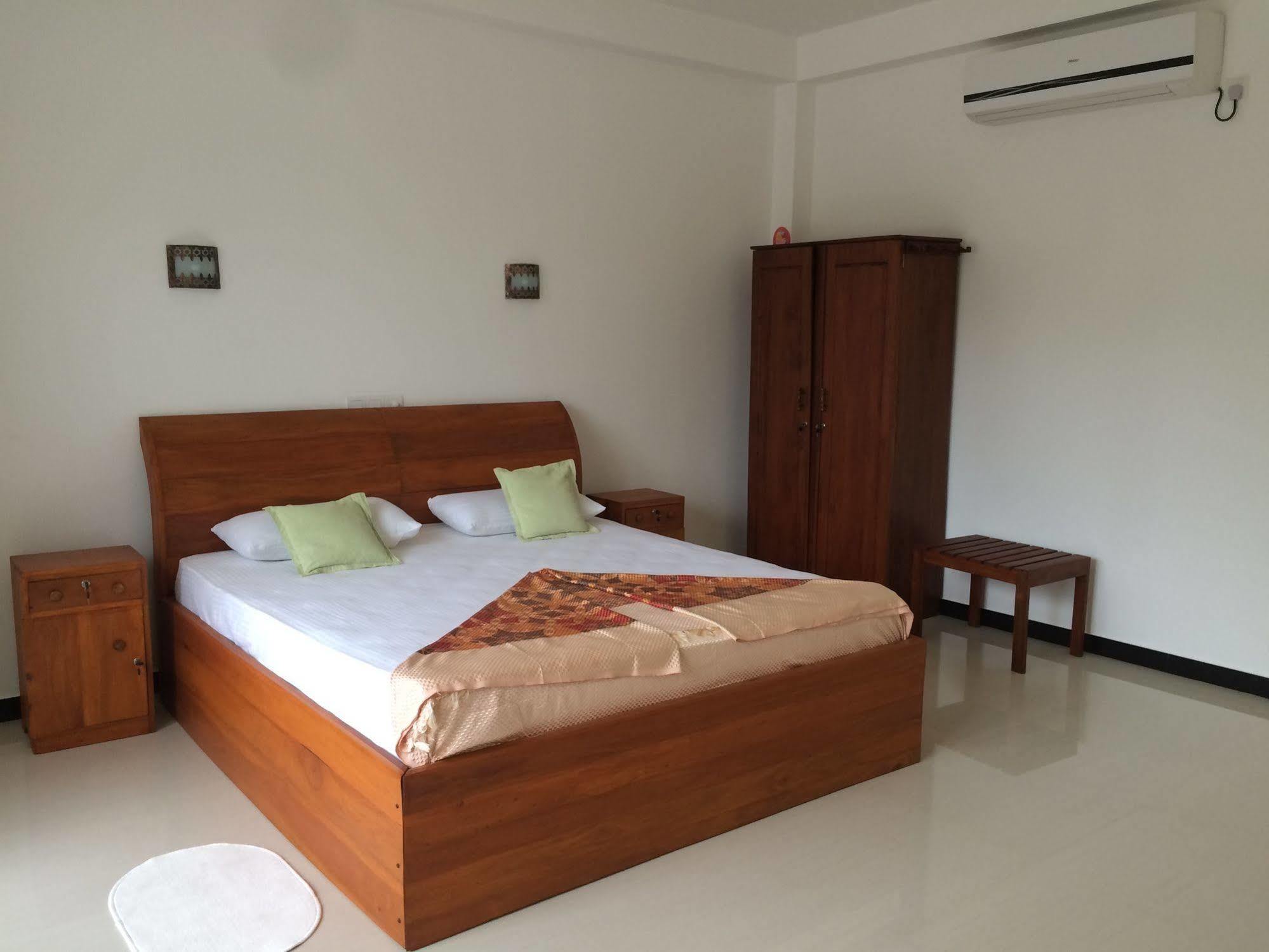Aurora Hotel Hikkaduwa Dış mekan fotoğraf