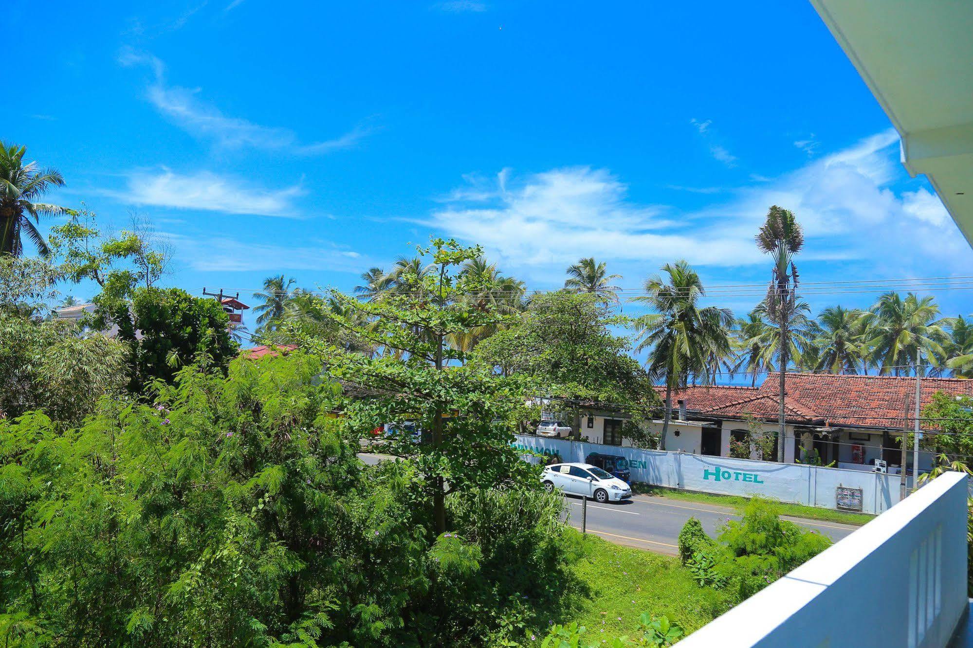 Aurora Hotel Hikkaduwa Dış mekan fotoğraf